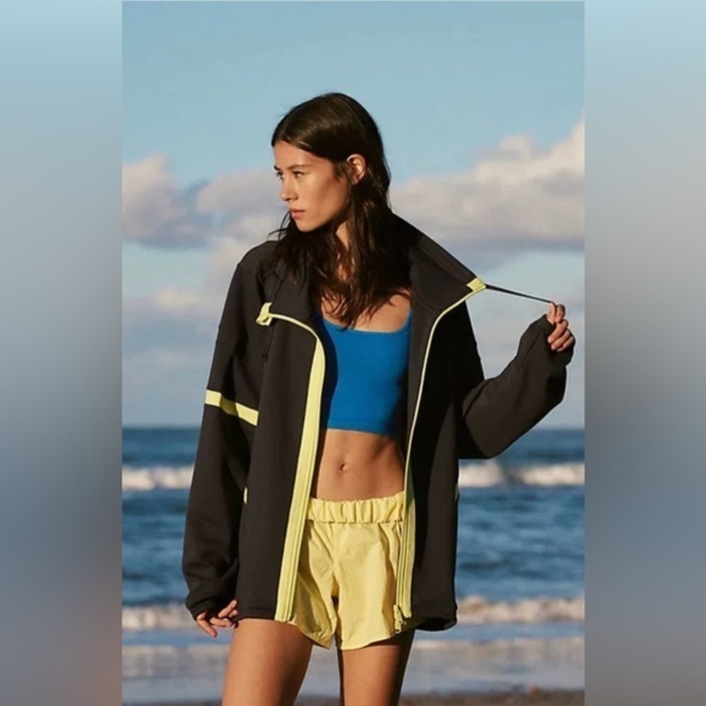 NWT Free People Movement Right On Track Zip Up Jacket M in Blue Combo $128 New - Picture 4 of 8
